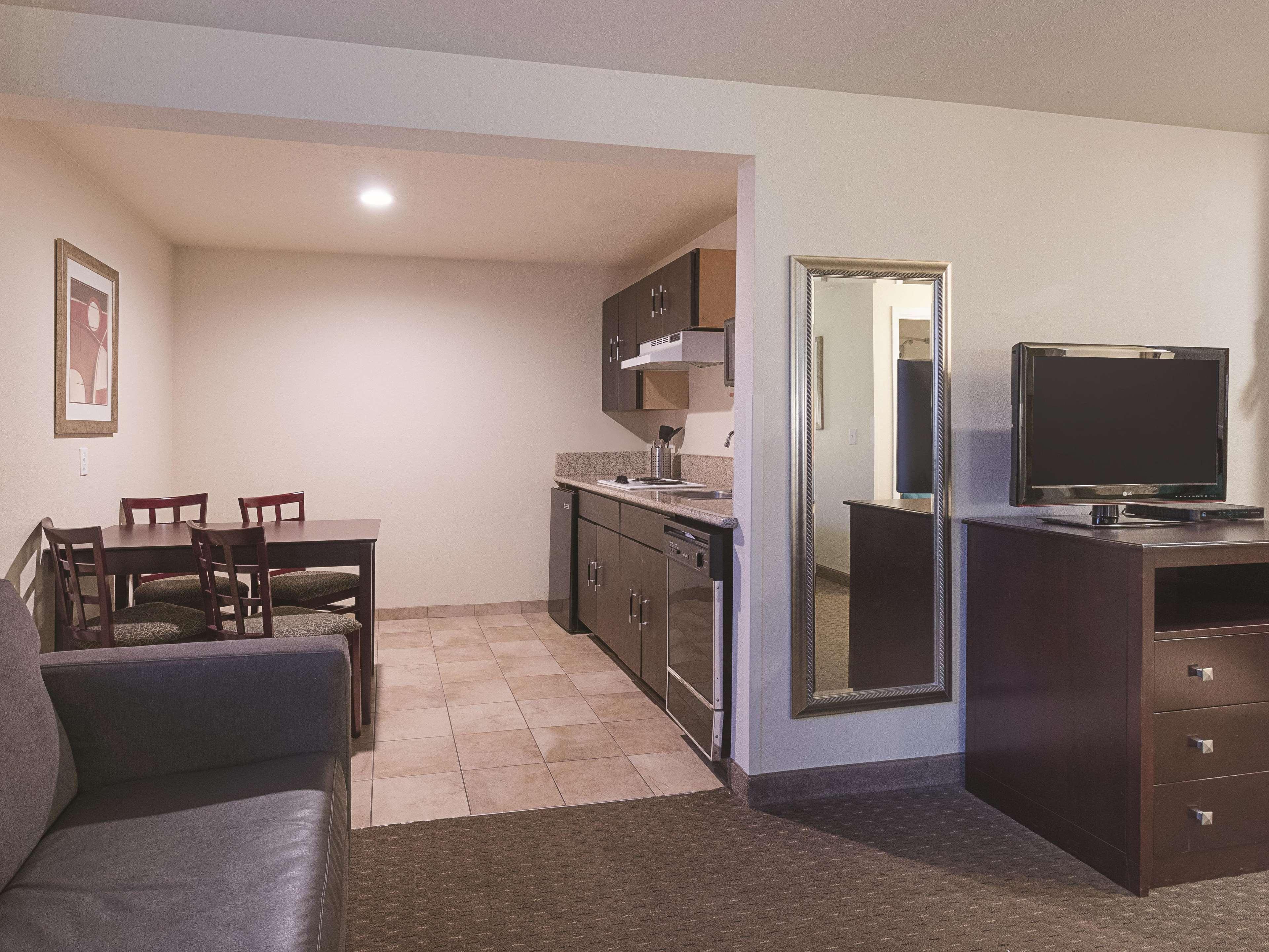 Готель La Quinta By Wyndham Portland Nw Екстер'єр фото